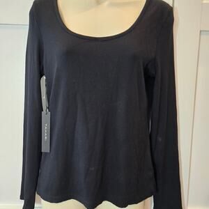 NWT Tahari sweater